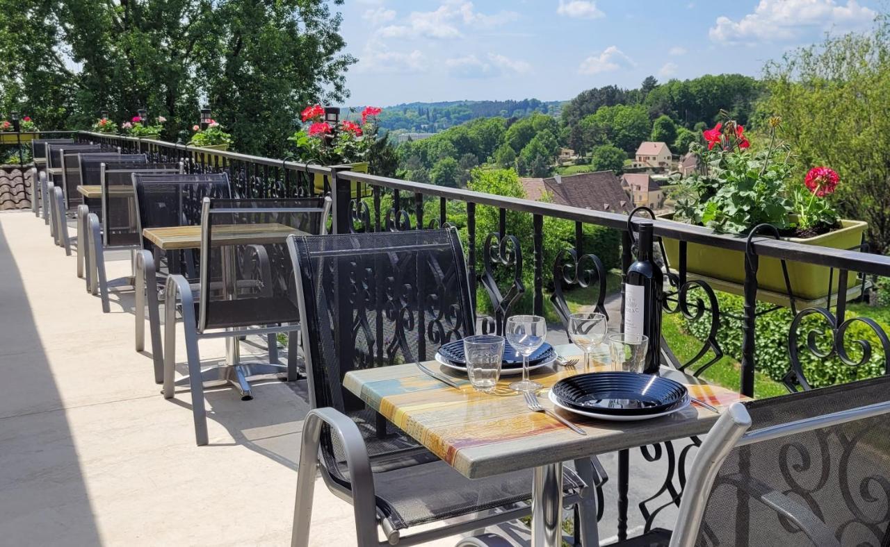 Les De * Sarlat-la-Caneda